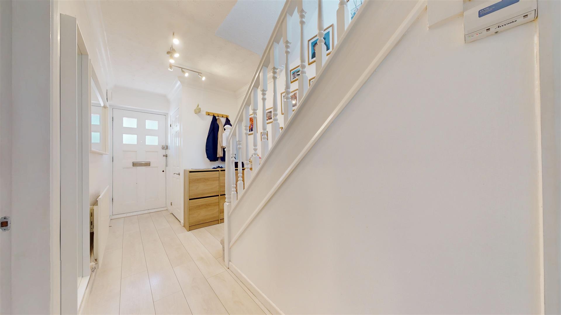 Tatling Grove, Walnut Tree, Milton Keynes